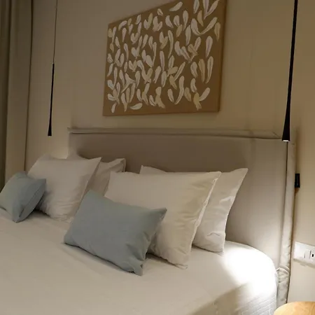 Kaiser Luxury Ξενοδοχείο με διαμερίσματα 4*