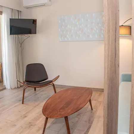 Kaiser Luxury Aparthotel