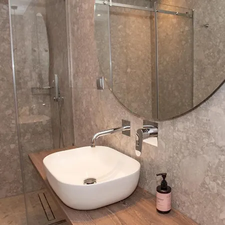 Kaiser Luxury Lejlighedshotel Achílleion