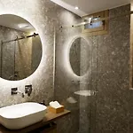 Kaiser Luxury Aparthotel