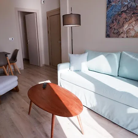 Kaiser Luxury Apartmanhotel
