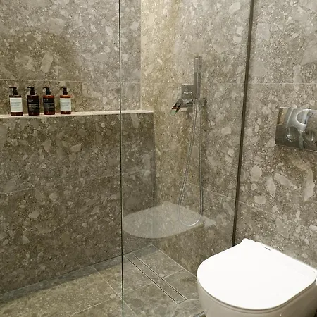 Kaiser Luxury Achílleion