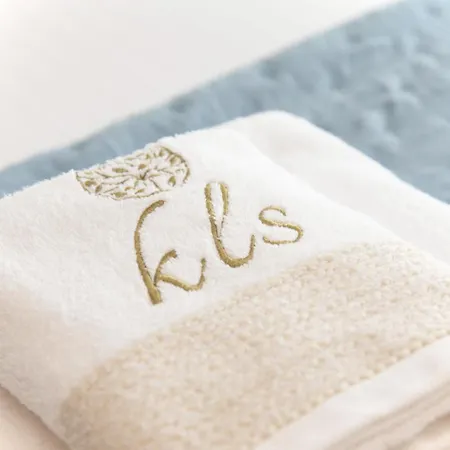 Lägenhetshotell Kaiser Luxury 4*